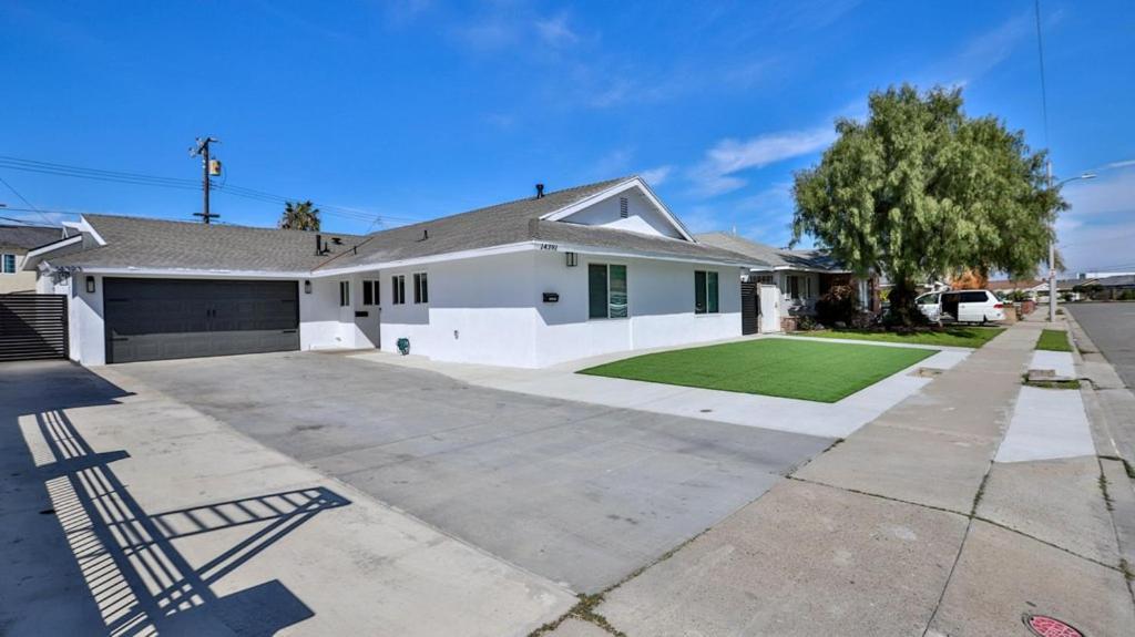 H&H Modern Lux 4Bd 1 King Suite 3 Queen Socal Disney Westminster Bagian luar foto